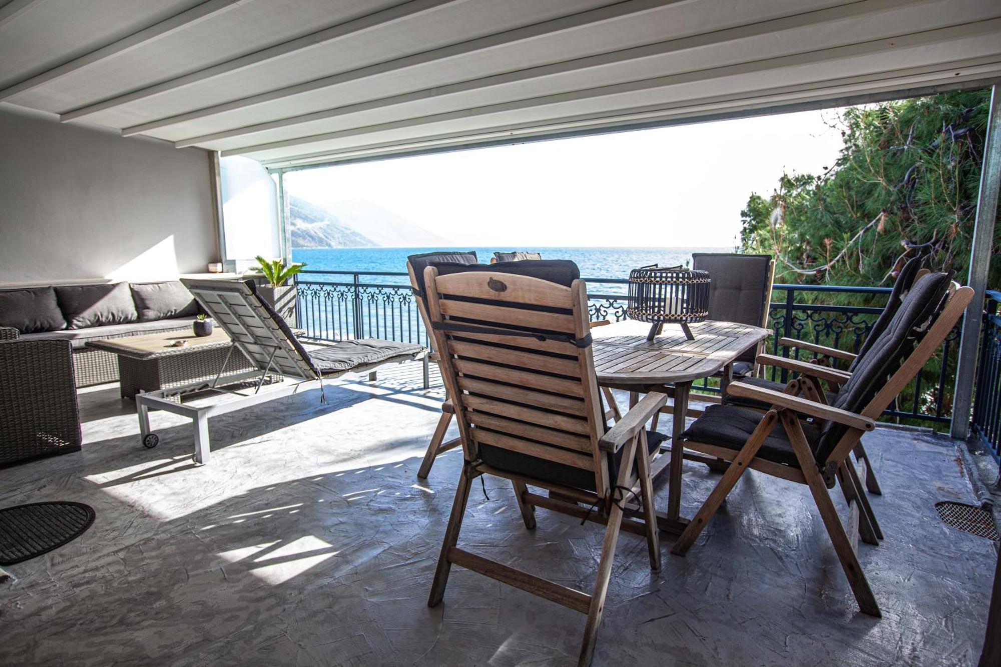 Kalafatis Beach Home Itea Room photo